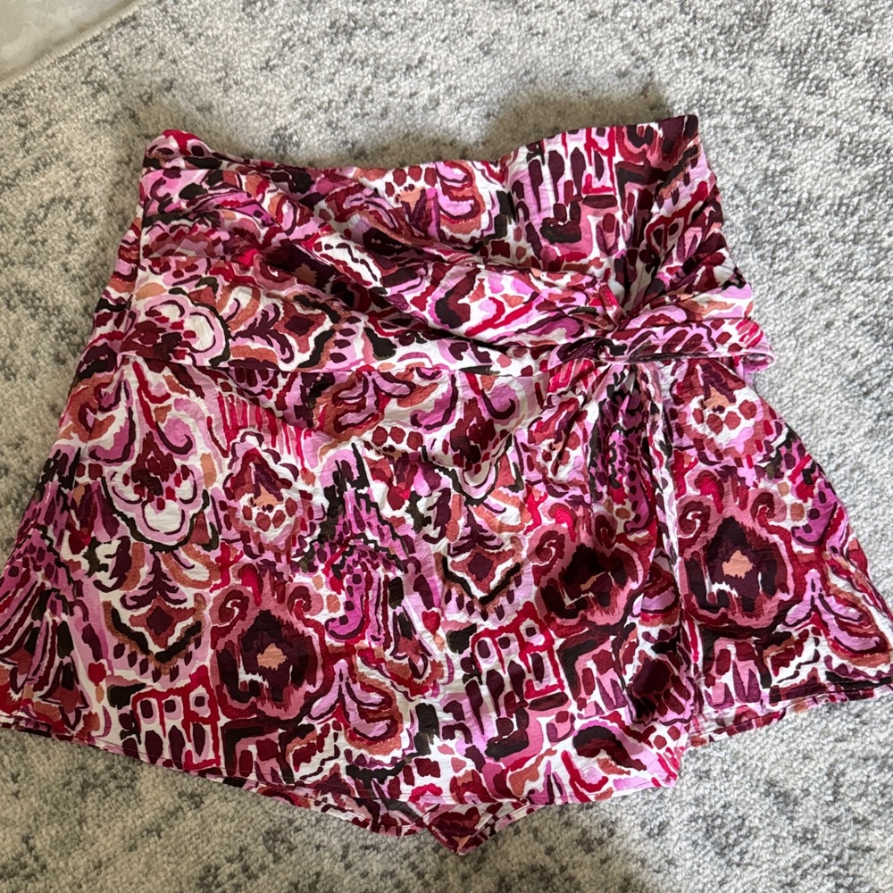 Zara Multicolor Patterned Garment